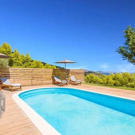 Villa Celaeno *